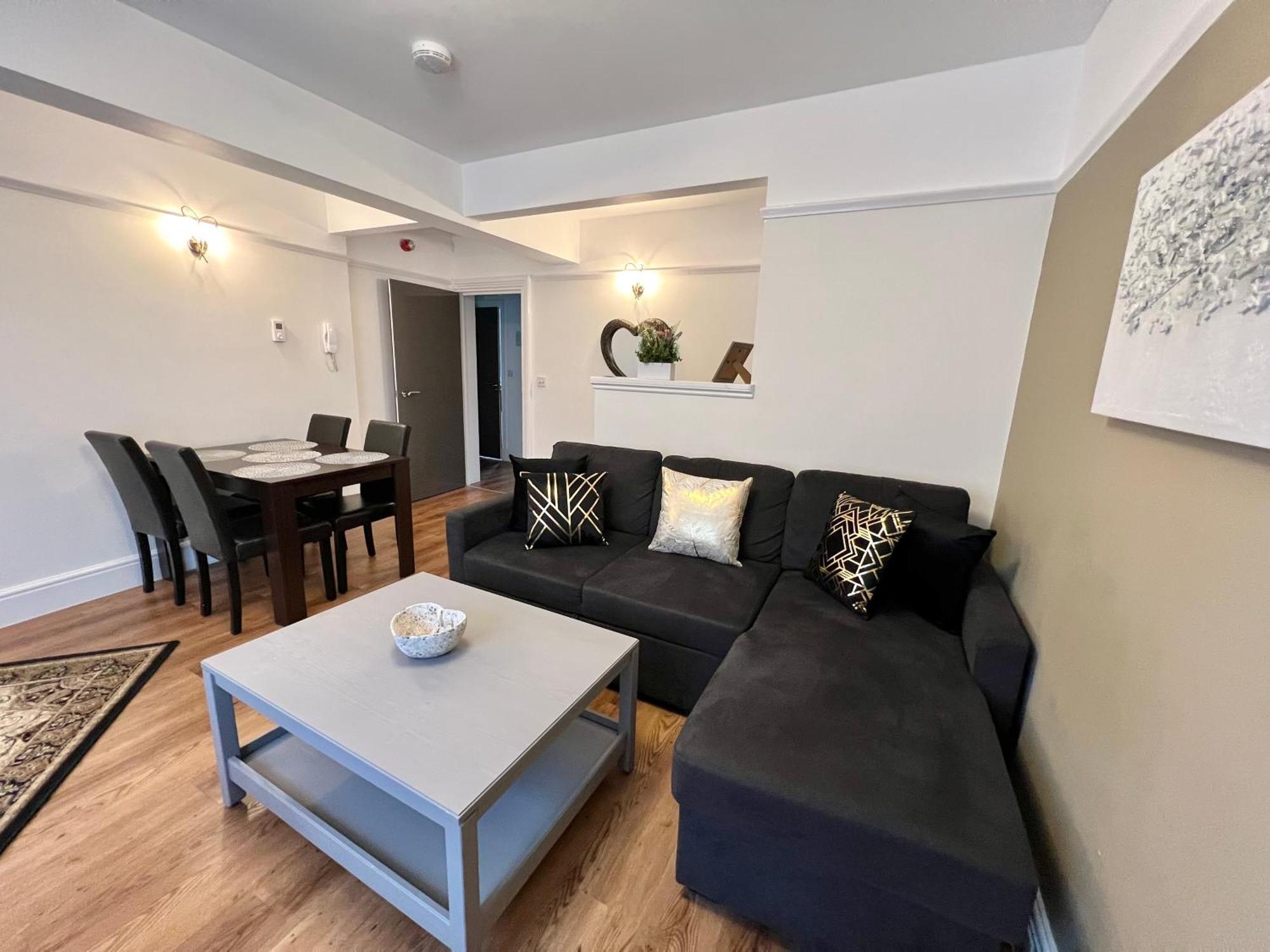 Large Family-Friendly 2Bd Glastonbury Retreat, Sleeps 5 المظهر الخارجي الصورة