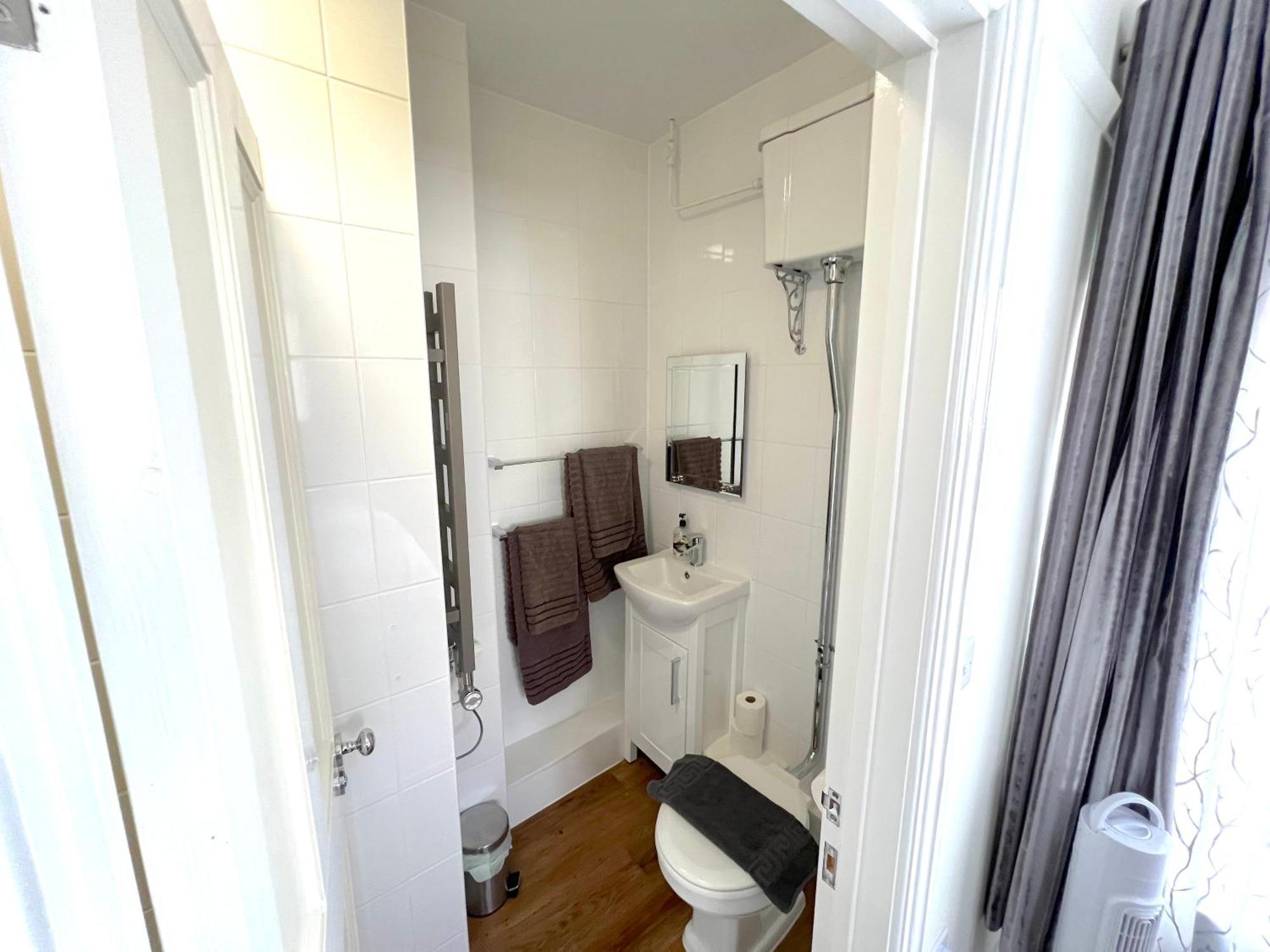 Large Family-Friendly 2Bd Glastonbury Retreat, Sleeps 5 المظهر الخارجي الصورة